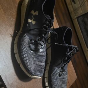 Under Armour Men's Black and Cream Athletic Shoes